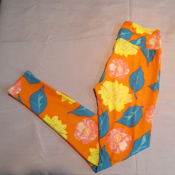 LuLaRoe Leggings in bright floral print - Picture 4 of 5